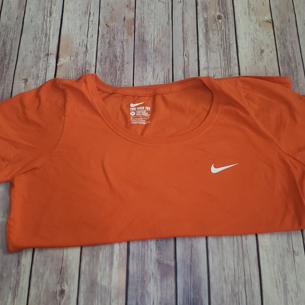 Women's Nike Tee
